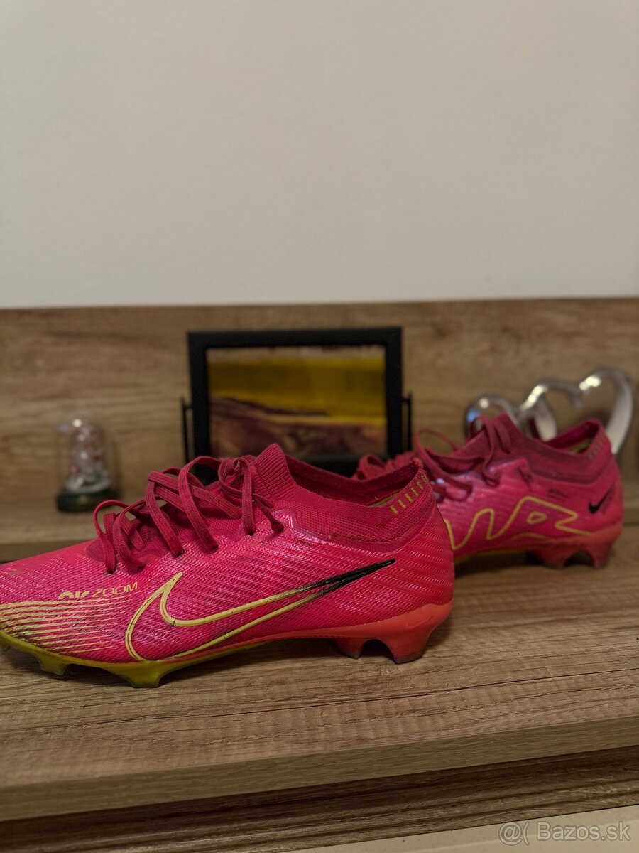 Predám kopačky Nike Air Zoom Mercurial Vapor 15 FG,