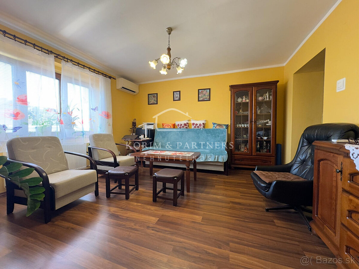 Tehlový, 3 izbový byt na ul. Odborárov, Komárno