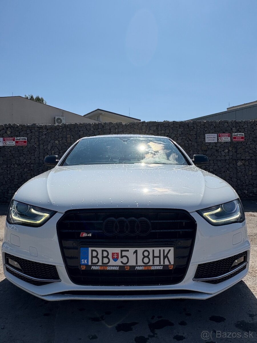 Predám Audi s4 B8.5 Top stav