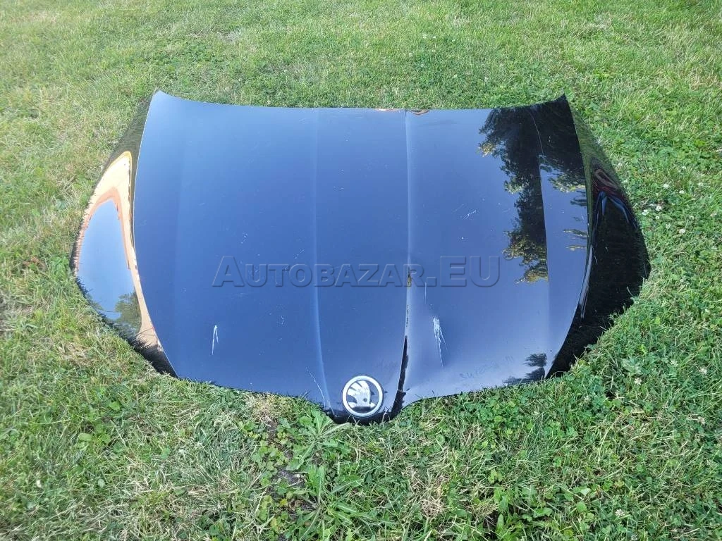 SKODA SUPERB III KAPOTA