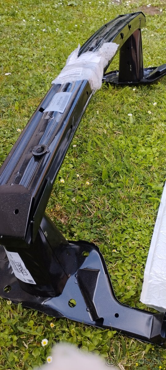 Predám nárazník na ford Mondeo mk5