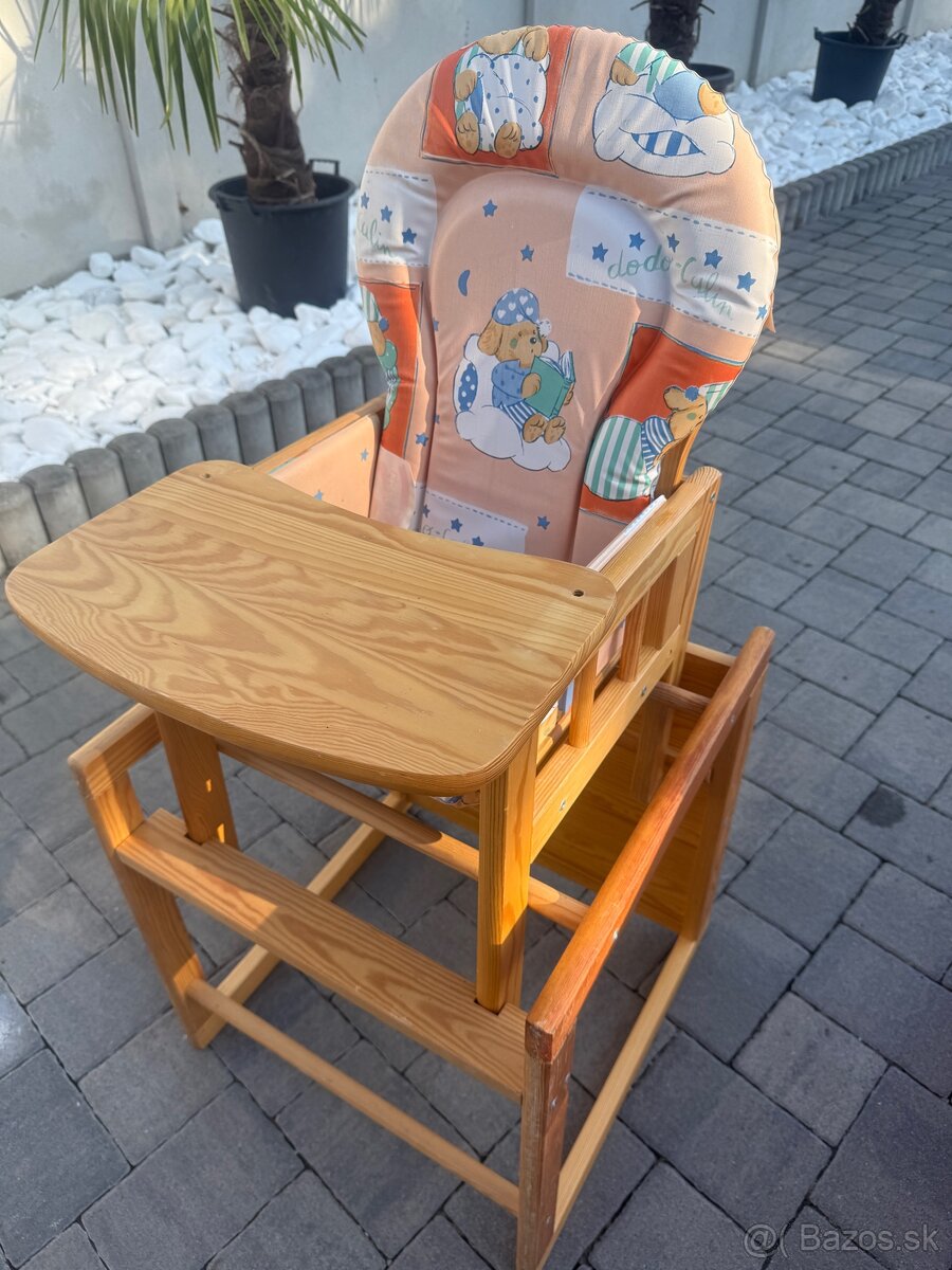 Detská jedálenská stolička 3v1