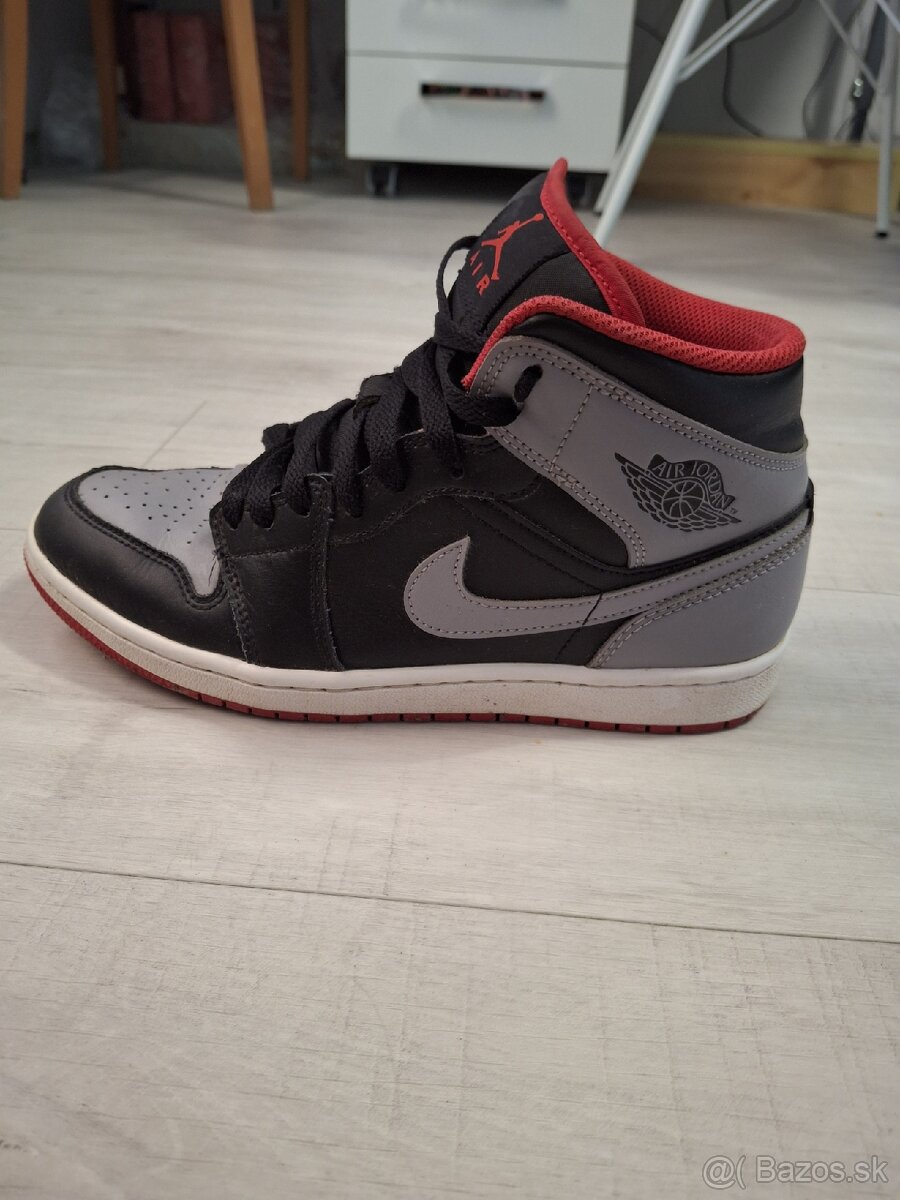 Air jordan 1 mid