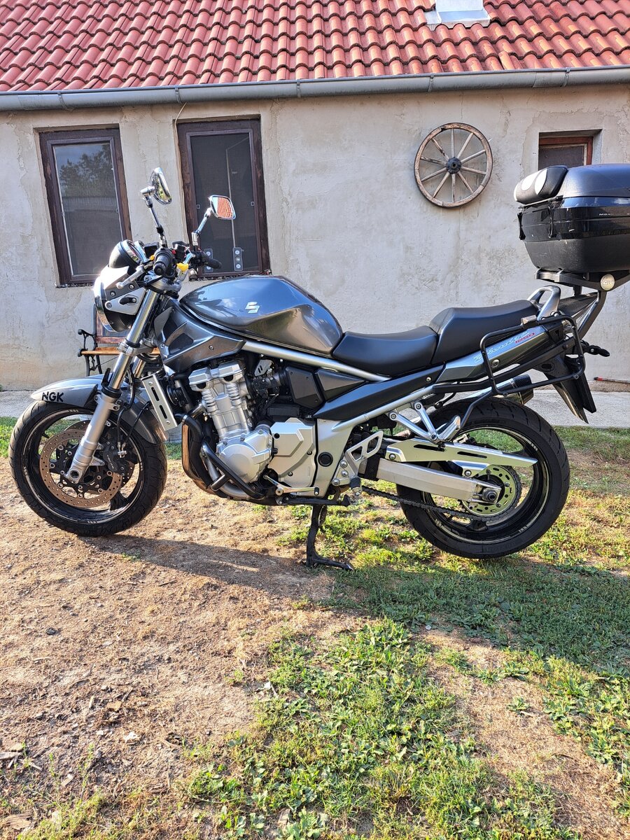 Suzuki bandit 1250 ABS výmena
