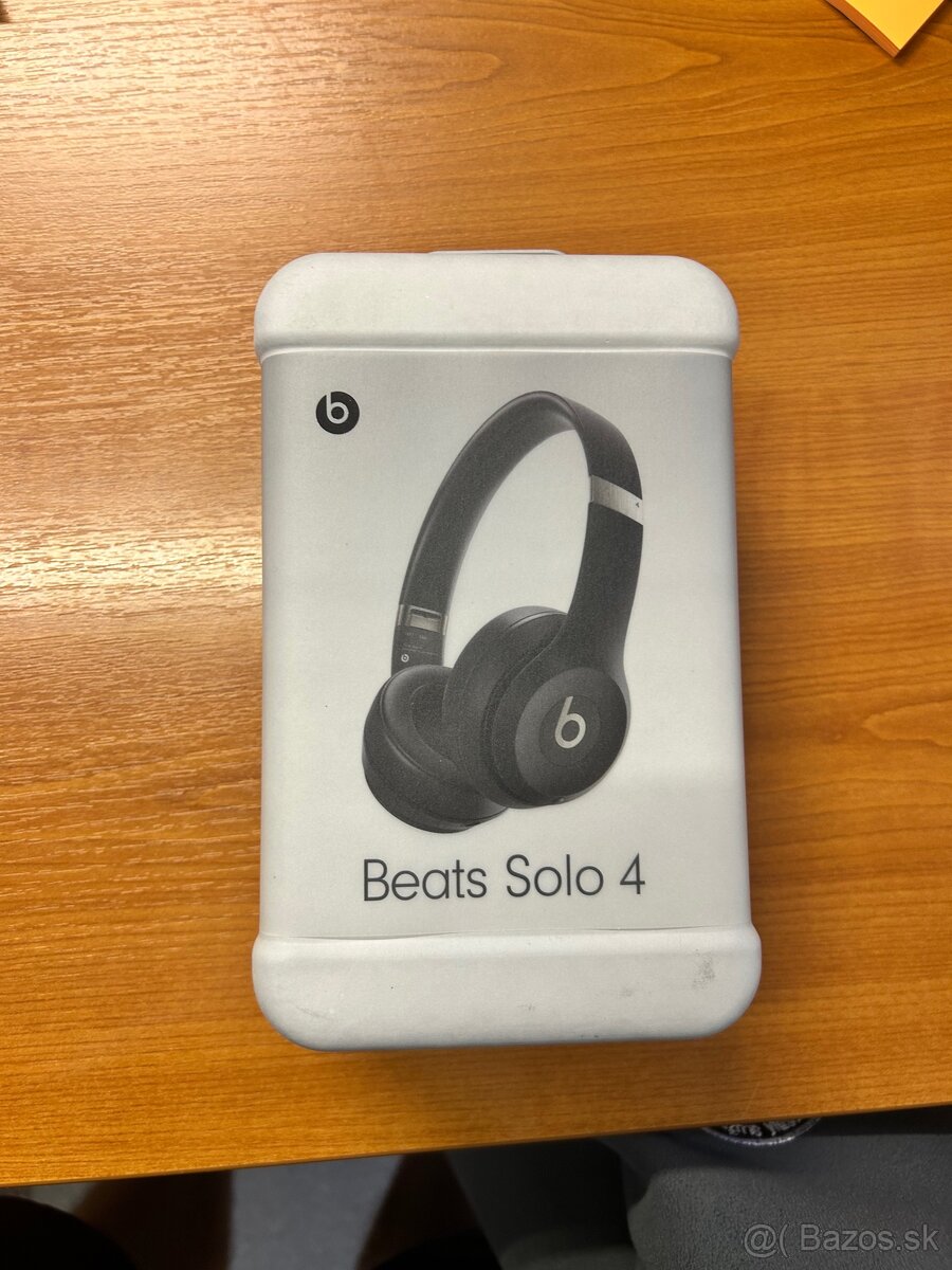 Beats Solo 4
