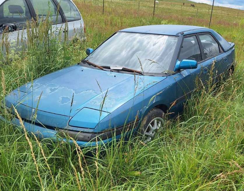 Hľadám na opravu riadiacej jednotky Mazda 323f