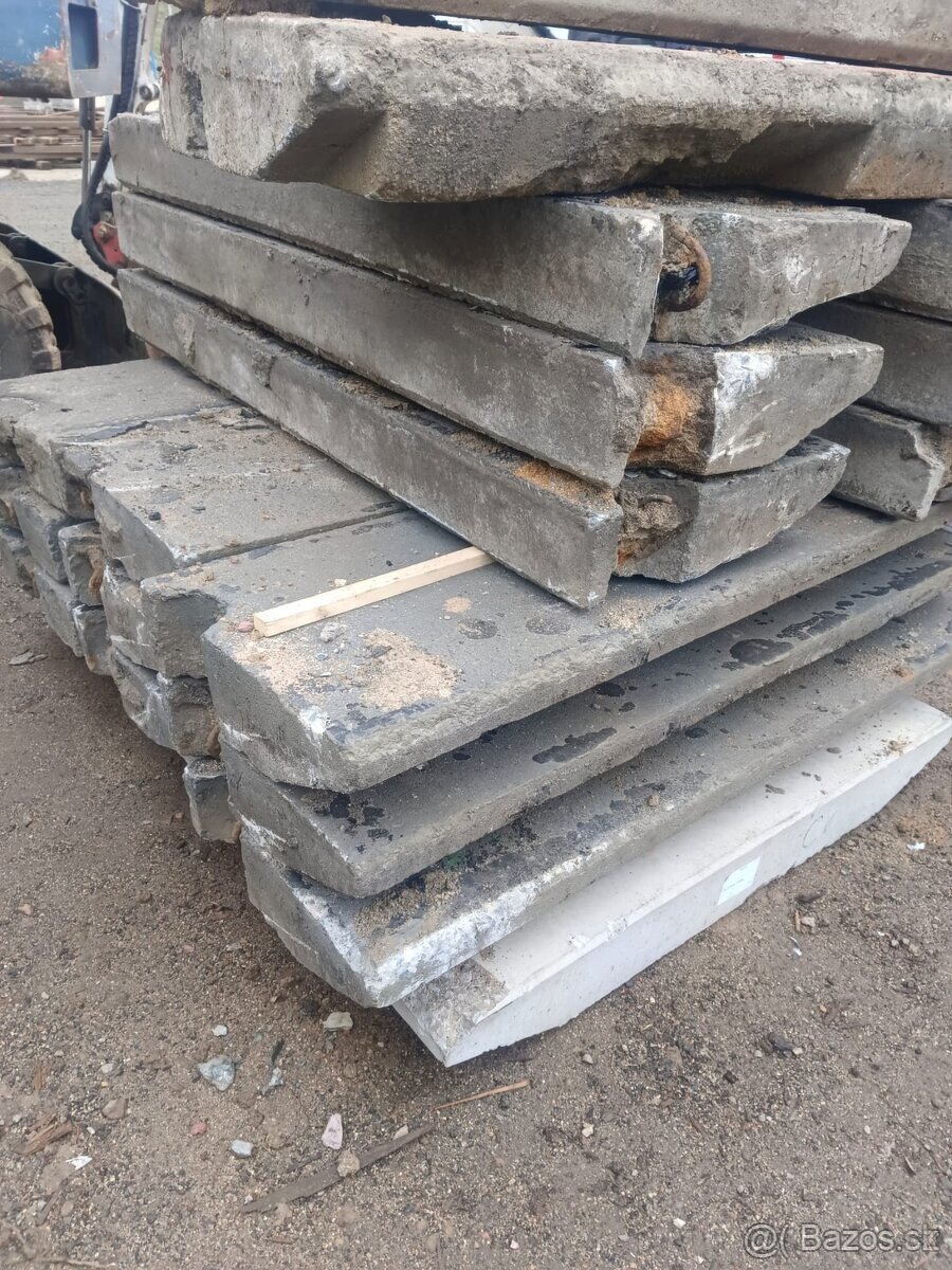 Panely silniční betonové tloustka 20cm