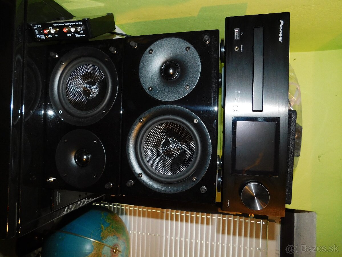 Pioneer HM 86 D