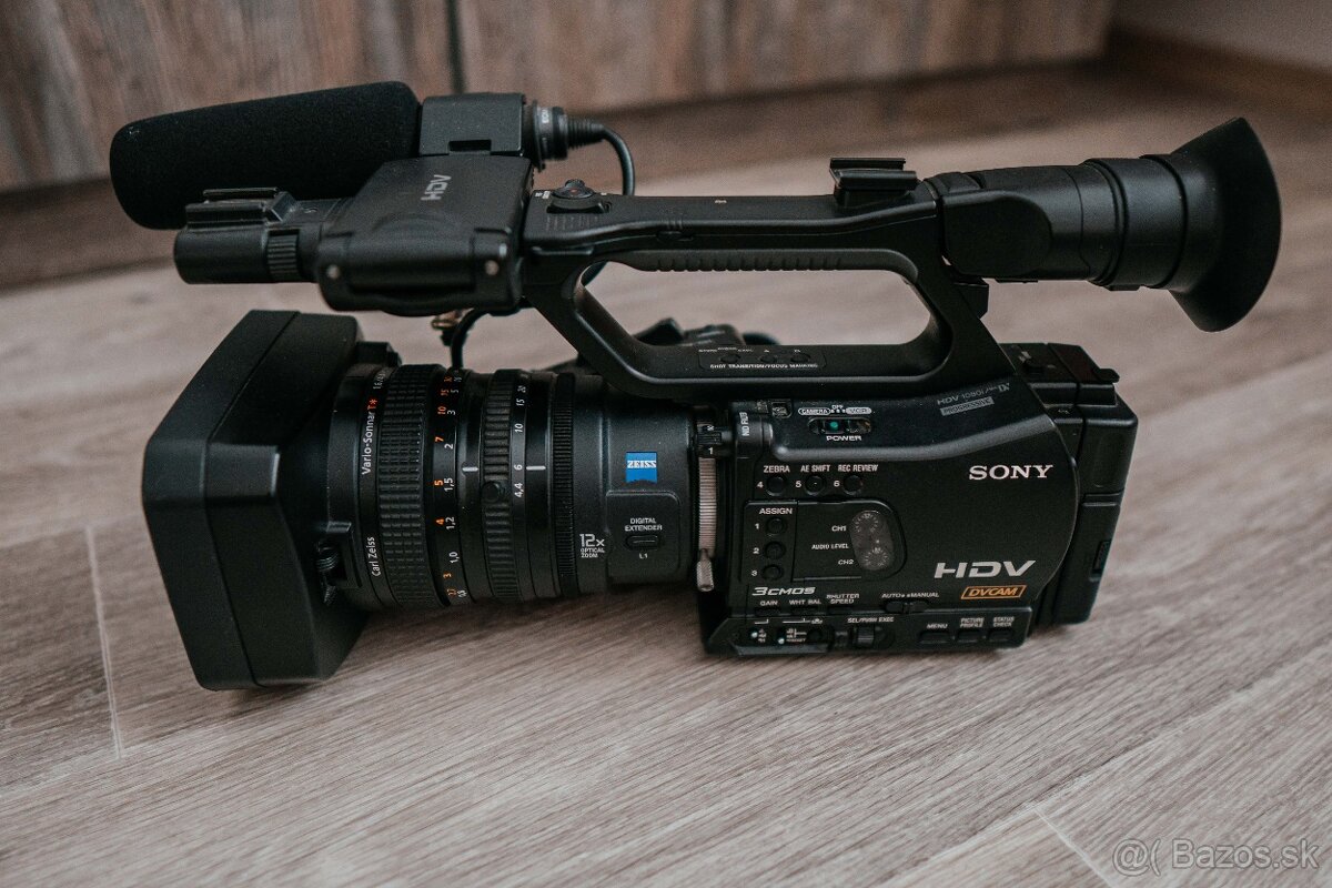 Sony HVR-Z7E camcorder