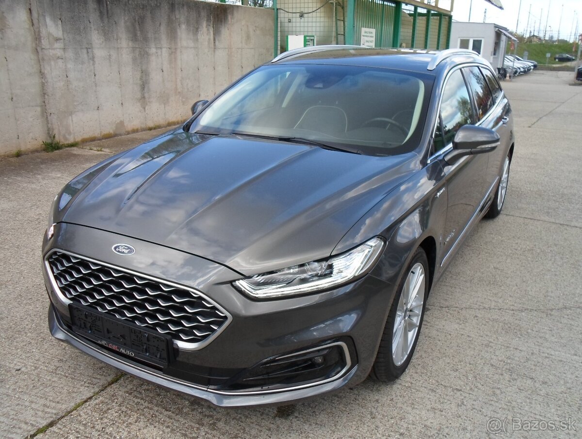 Ford Mondeo Combi 2.0 HEV Vignale 187k automat,facelift,masá