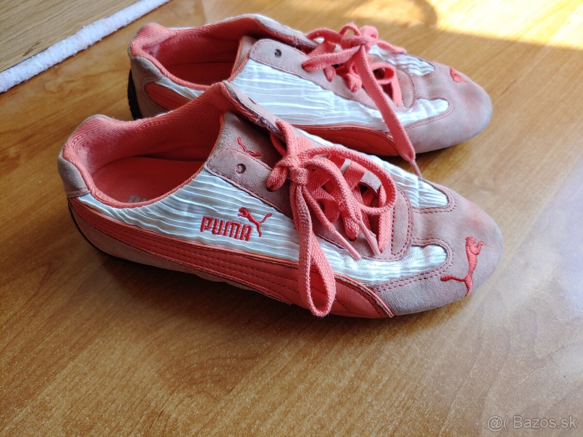Predám originál zn. botasky Puma č. 38 + druhé botas č. 36