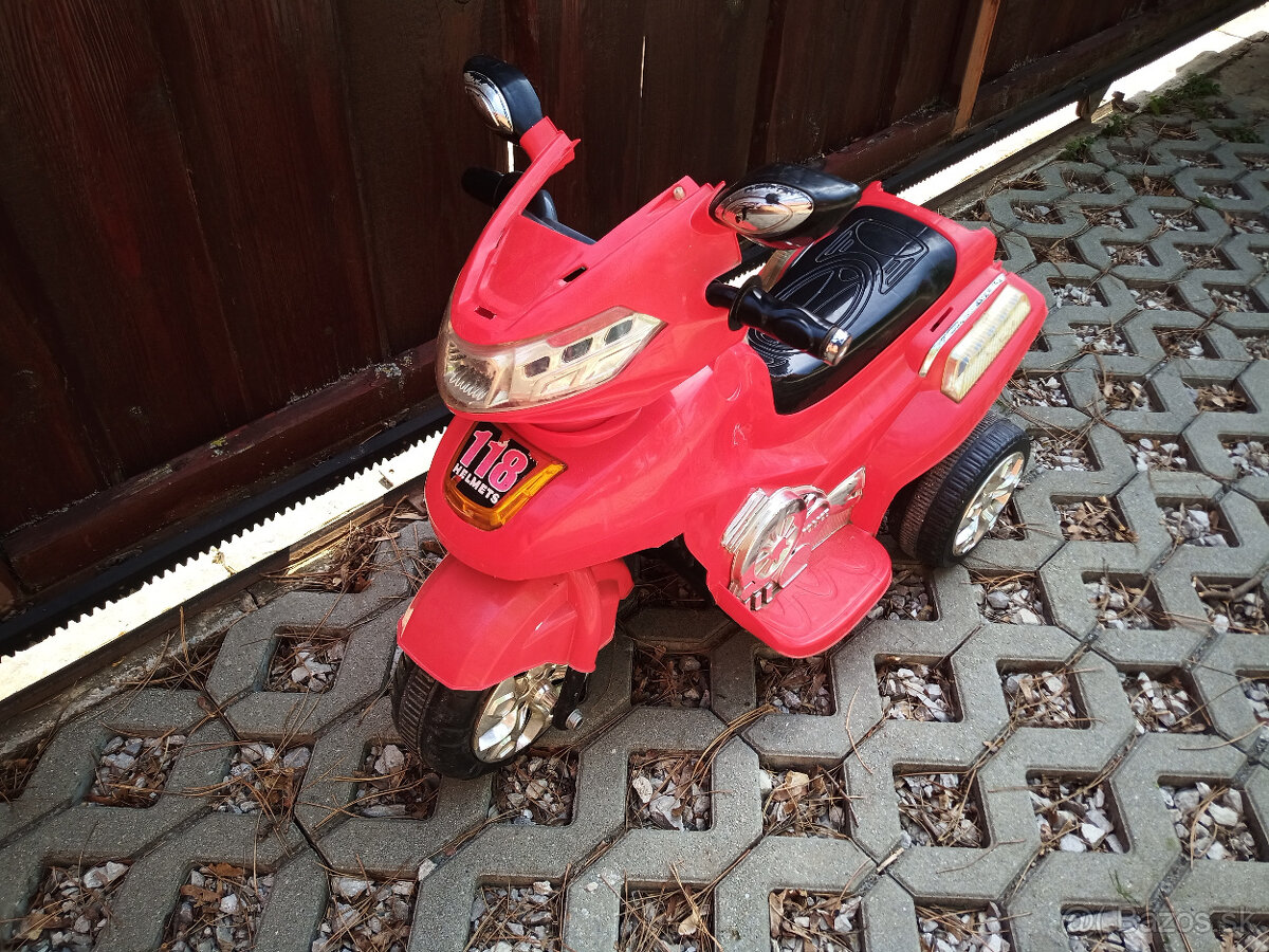 Elektrická motorka/trojkolka 6V