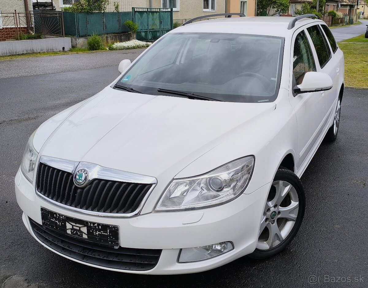 ŠKODA OCTAVIA COMBI 2.0 TDi 103KW CR FAMILY XENON NAVI ŤAŽNÉ
