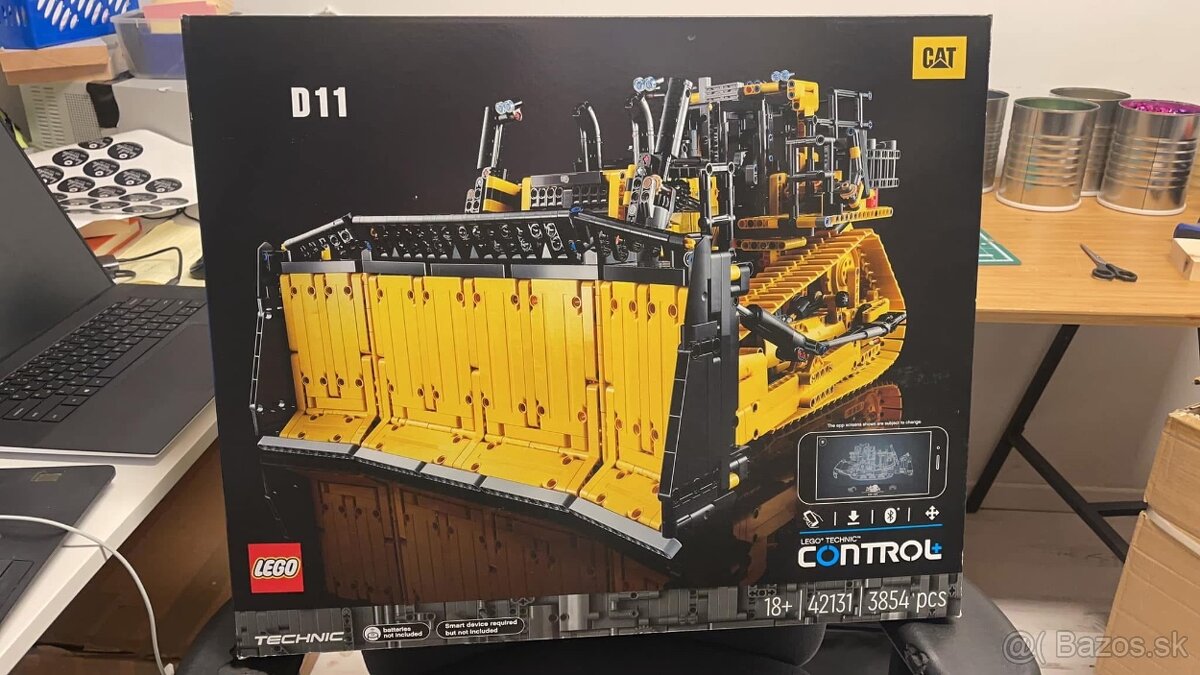 Lego Technic 42131 Cat D11 Buldozer