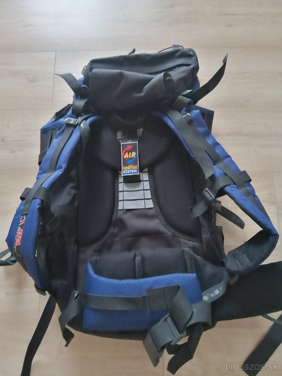 turistický batoh