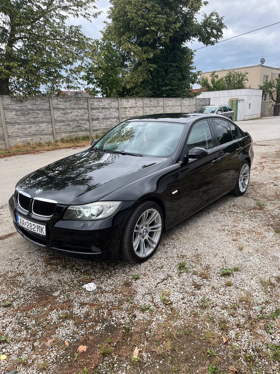 BMW E90