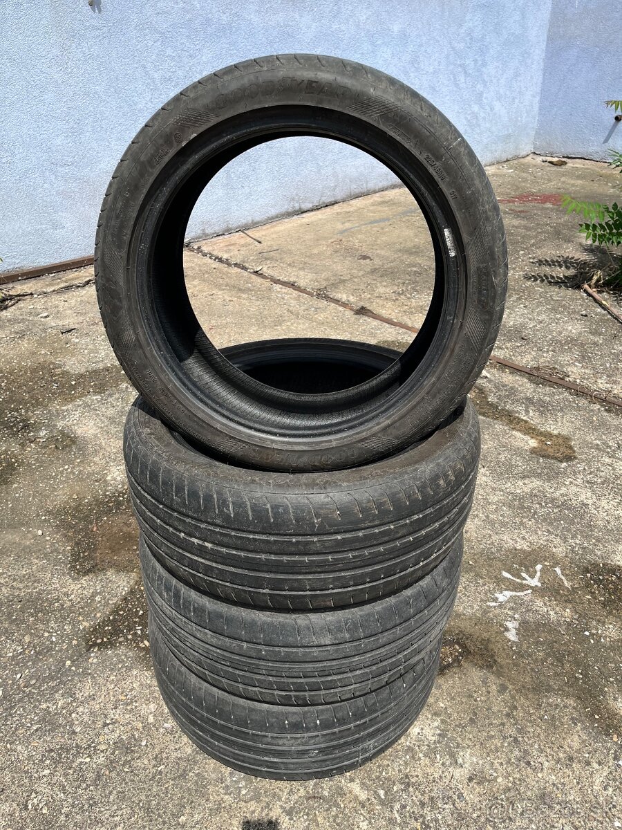 Good Year letné pneu 225/45 r18