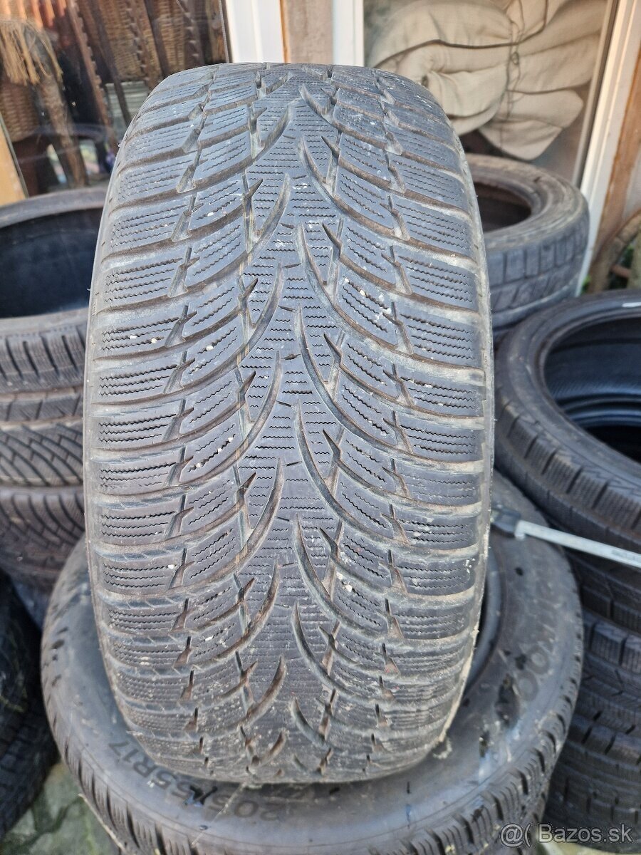 Predám zimné pneu Nokian 225/45r17