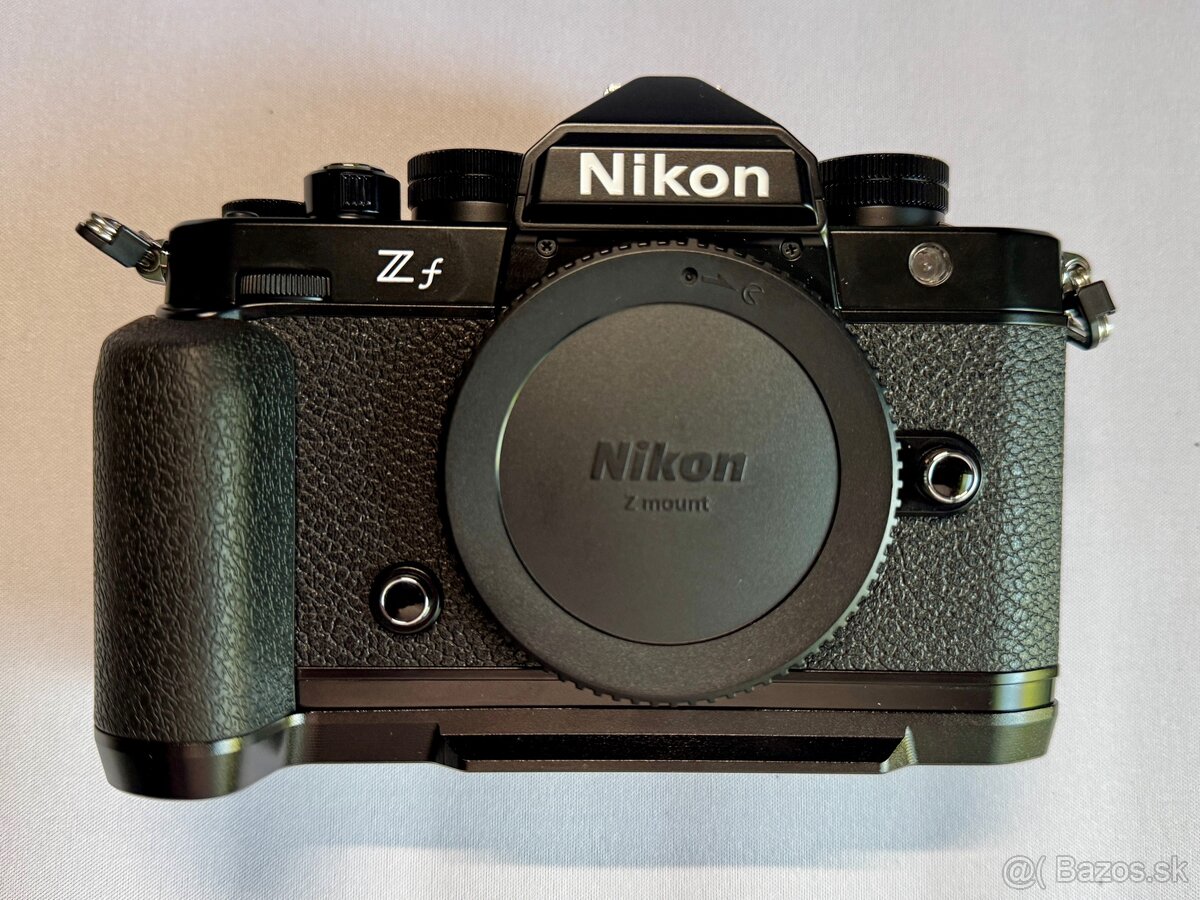 Nikon Zf + grip od Smallrig - v záruke