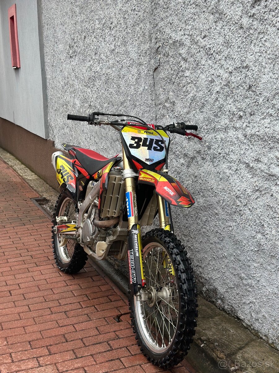 Suzuki RMZ-450 2014
