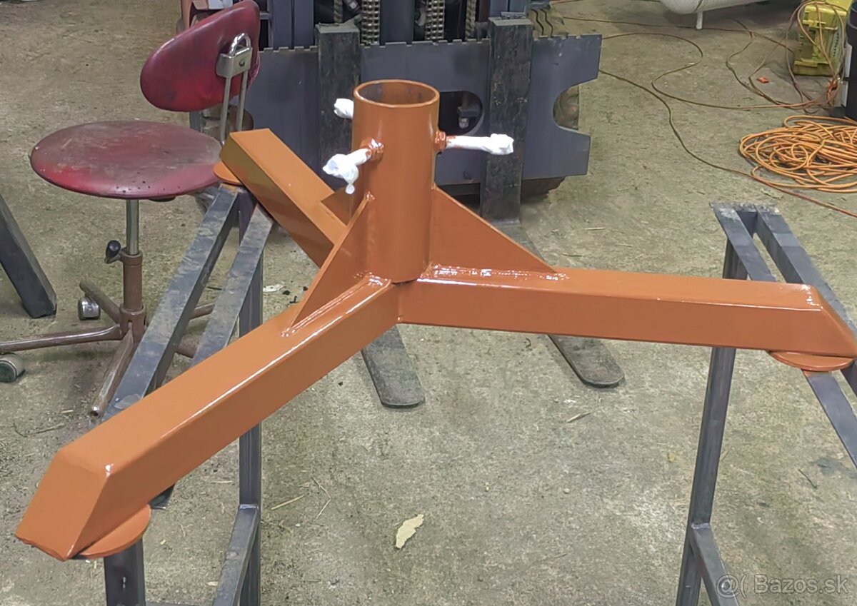 Stojan na vianočný stromček