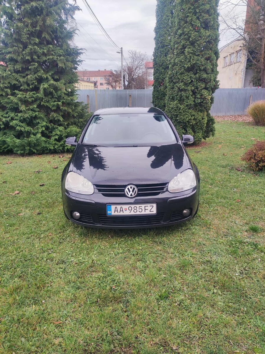 Ponúkam na predaj Golf V