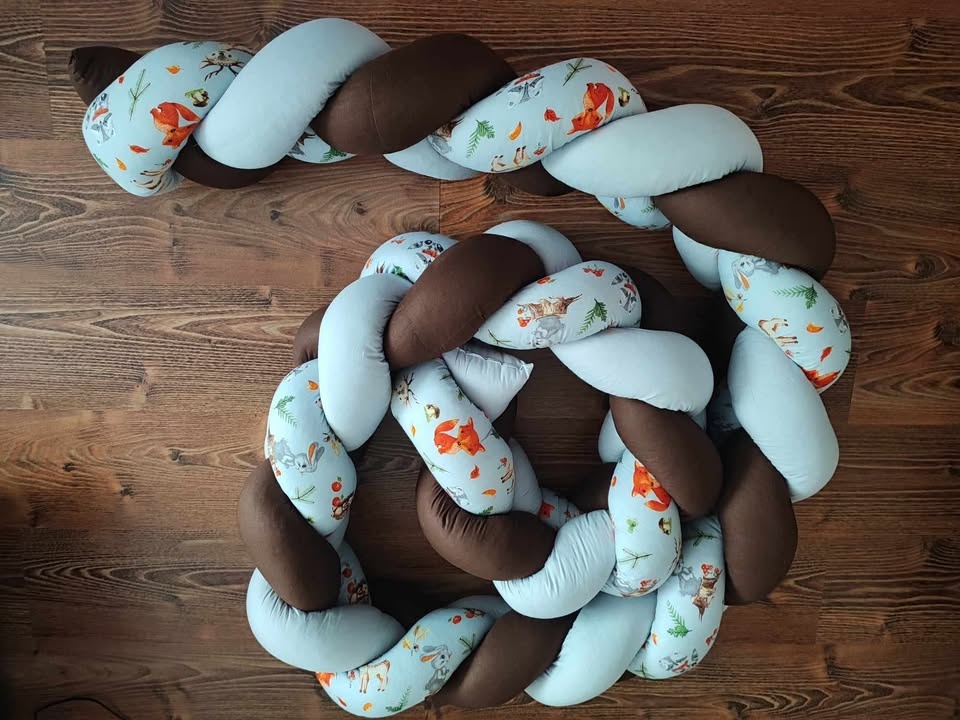 mantinel do postieľky - vrkoč