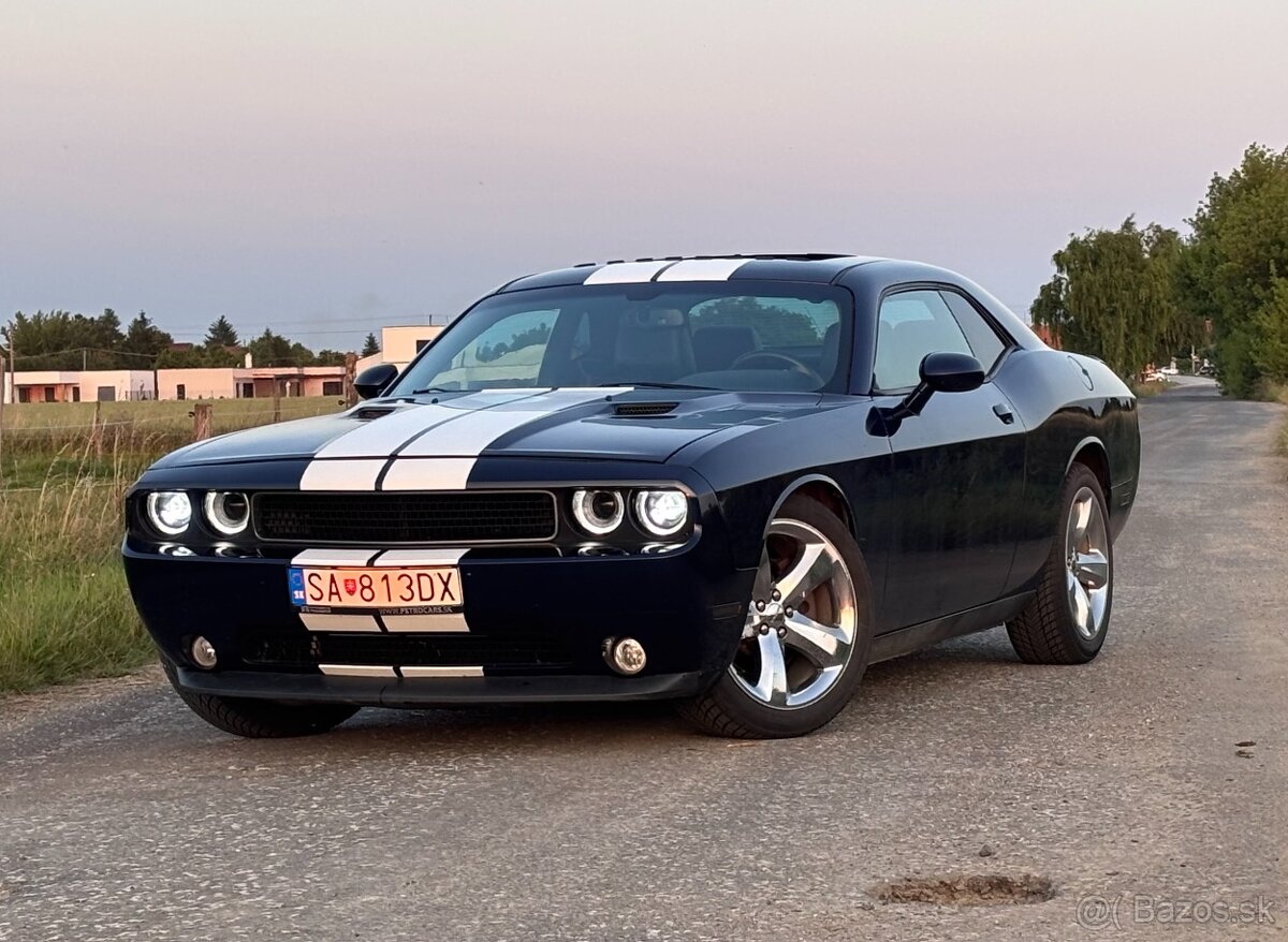 Dodge Challenger 2012 RT 5.7 HEMI vo výbave PLUS