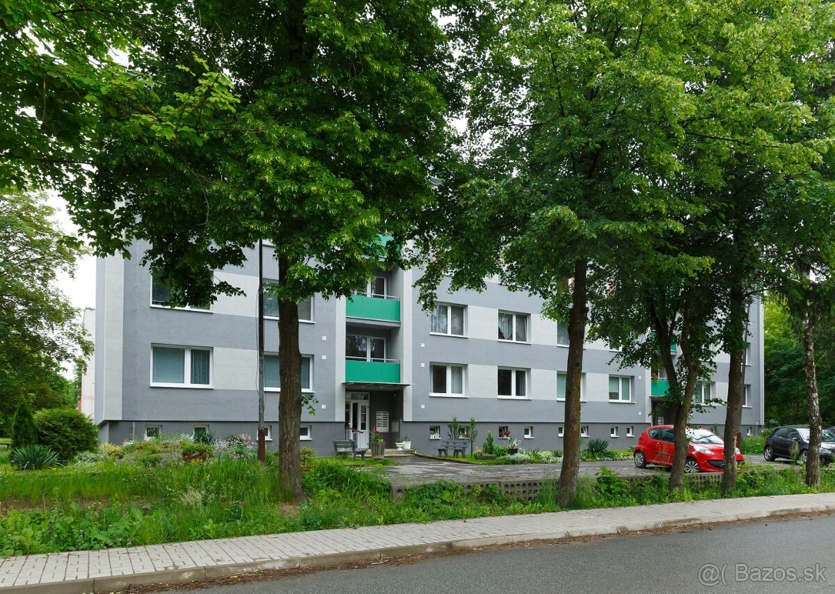 Na prenájom1,5 izbový byt