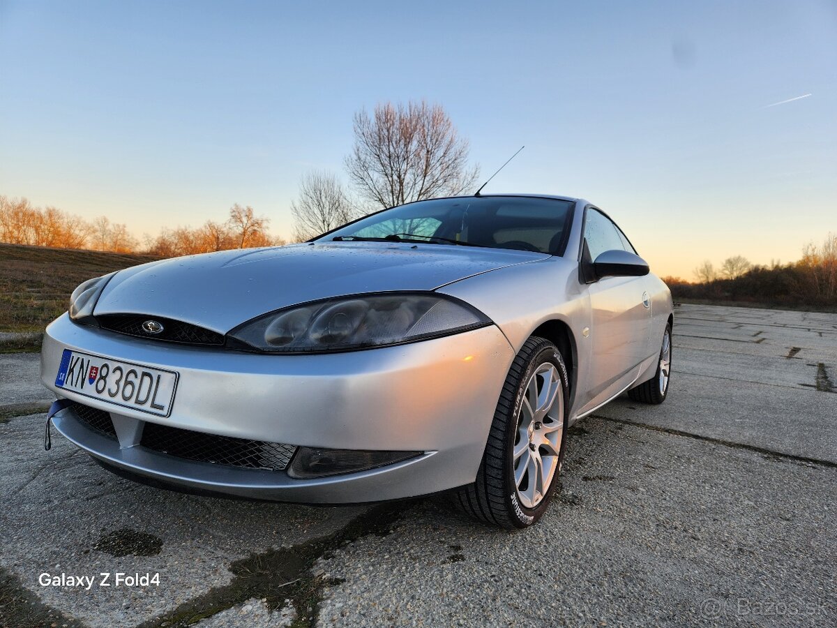 Ford Cougar 2.5i V6