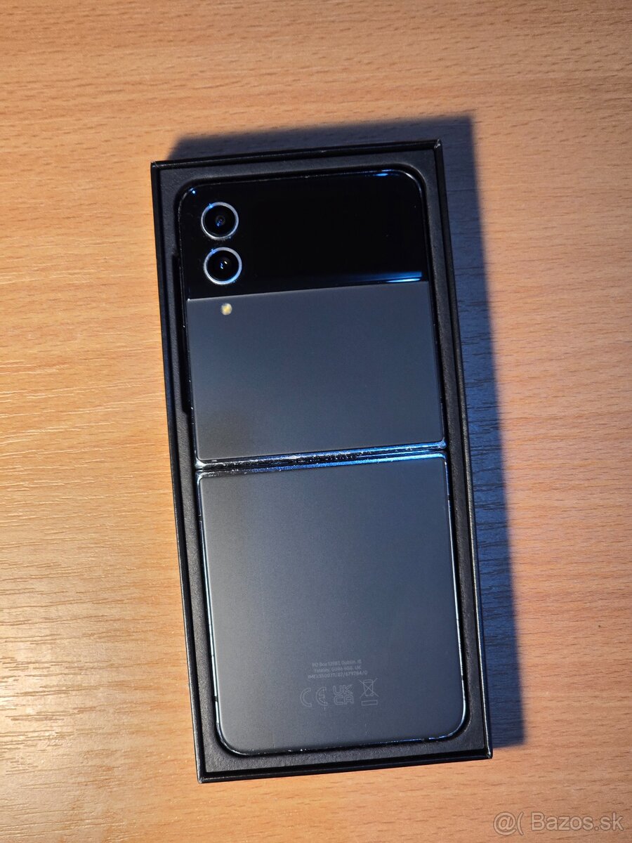 Samsung Z Flip 4