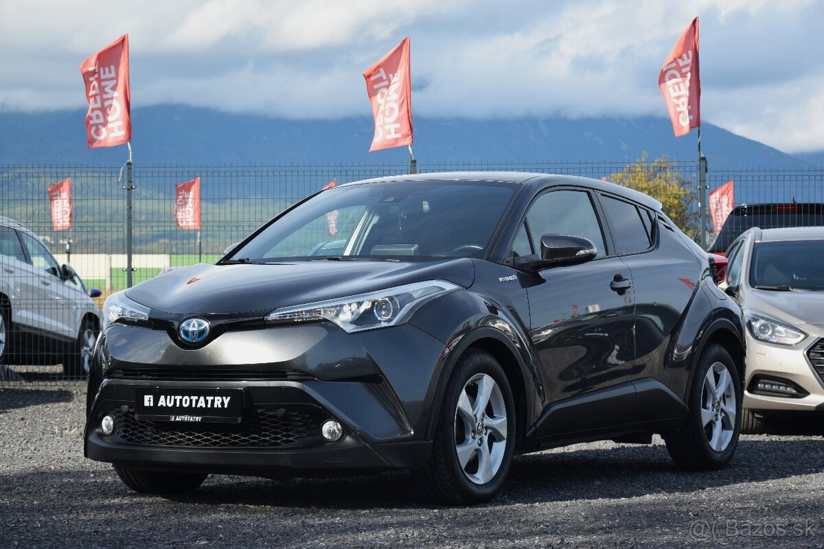 Toyota C-HR 1.8 Hybrid - slovenské auto