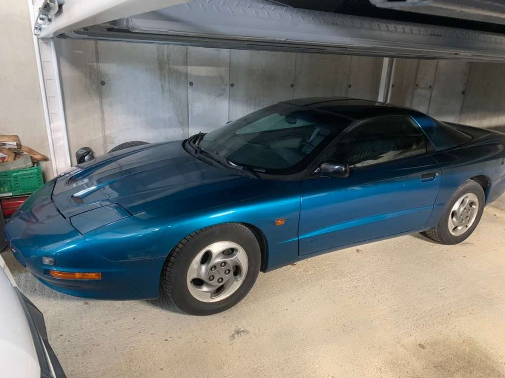 Pontiac firebird 3.4i V6 rok 1993