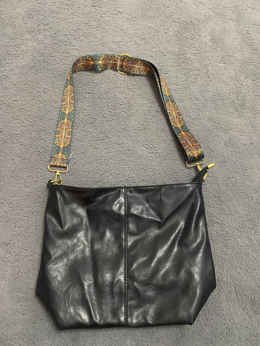 Čierna dánska kabelka