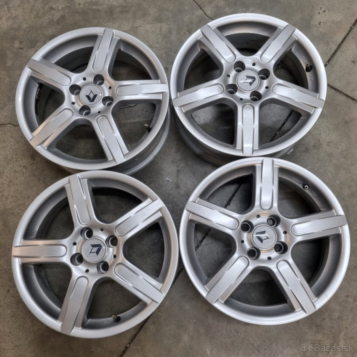 Hliníkové disky 4x100 R16 6J ET40