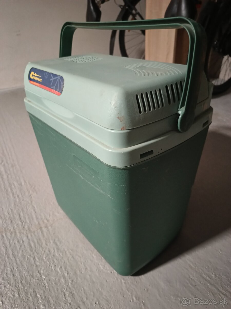 Chladiaci box do auta na 12V