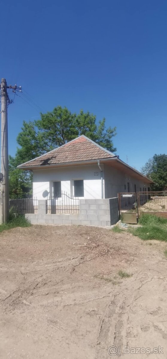 Na predaj rekonštruovaný rodinný dom v obci Veľké Ludince