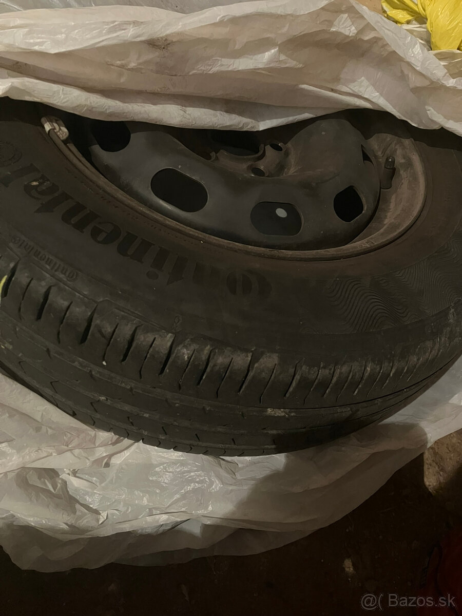 Kolesá R15 na Škodu OCTAVIA. letné pneumatiky
