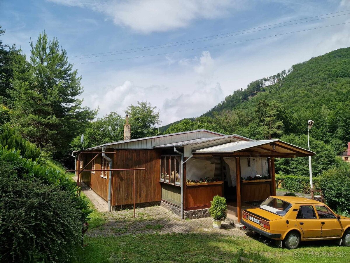 Na predaj chatu na celoročné bývanie alebo na podnikanie