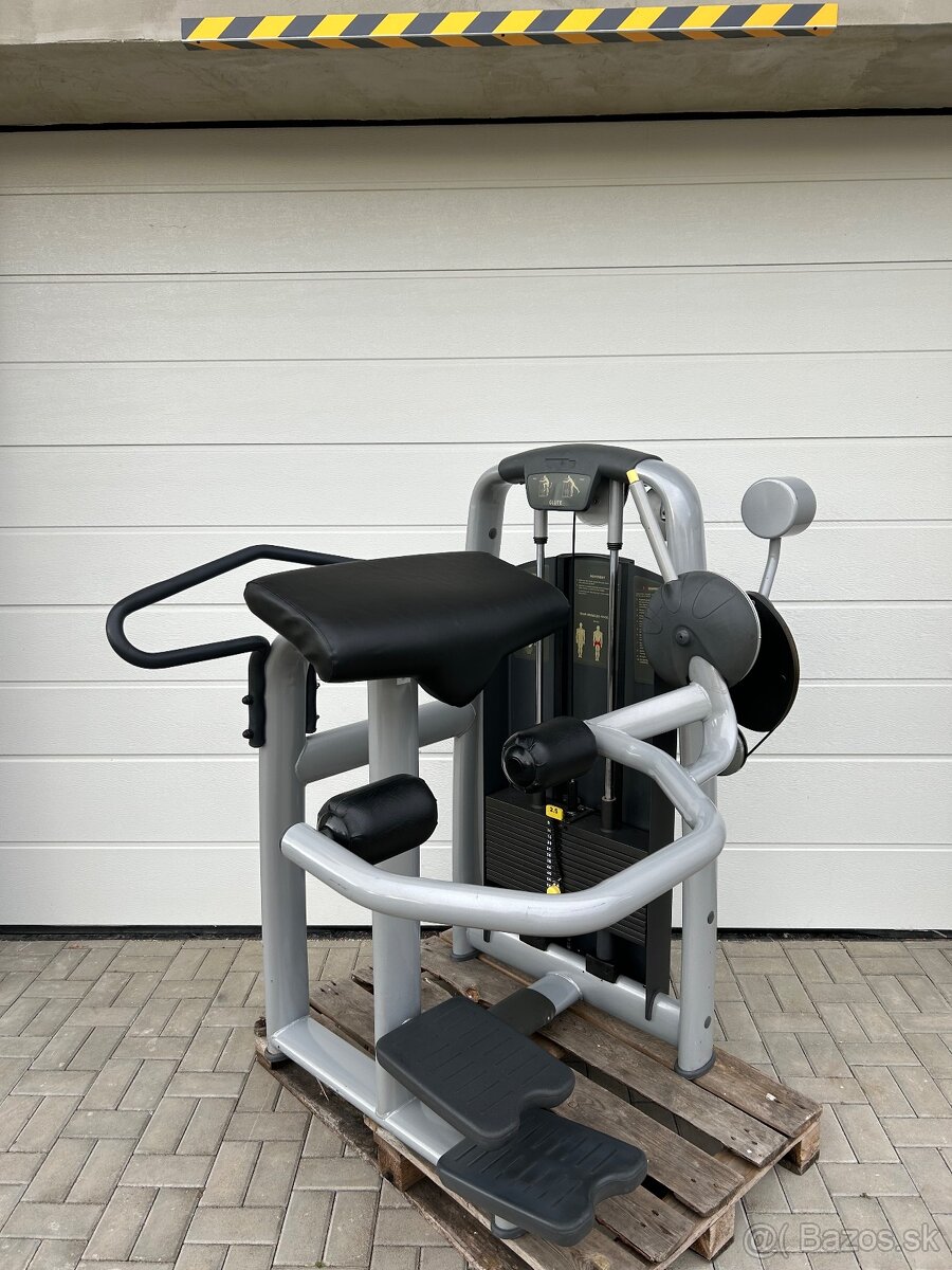 Technogym Selection Glute stroj