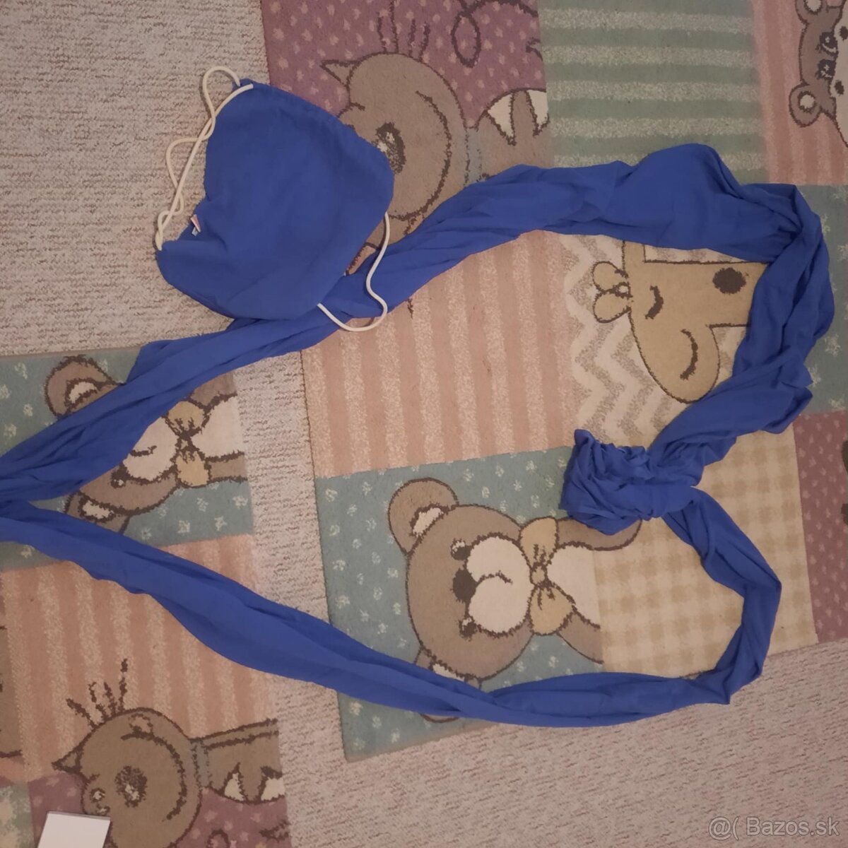 Elastická šatka značky Luliputi.