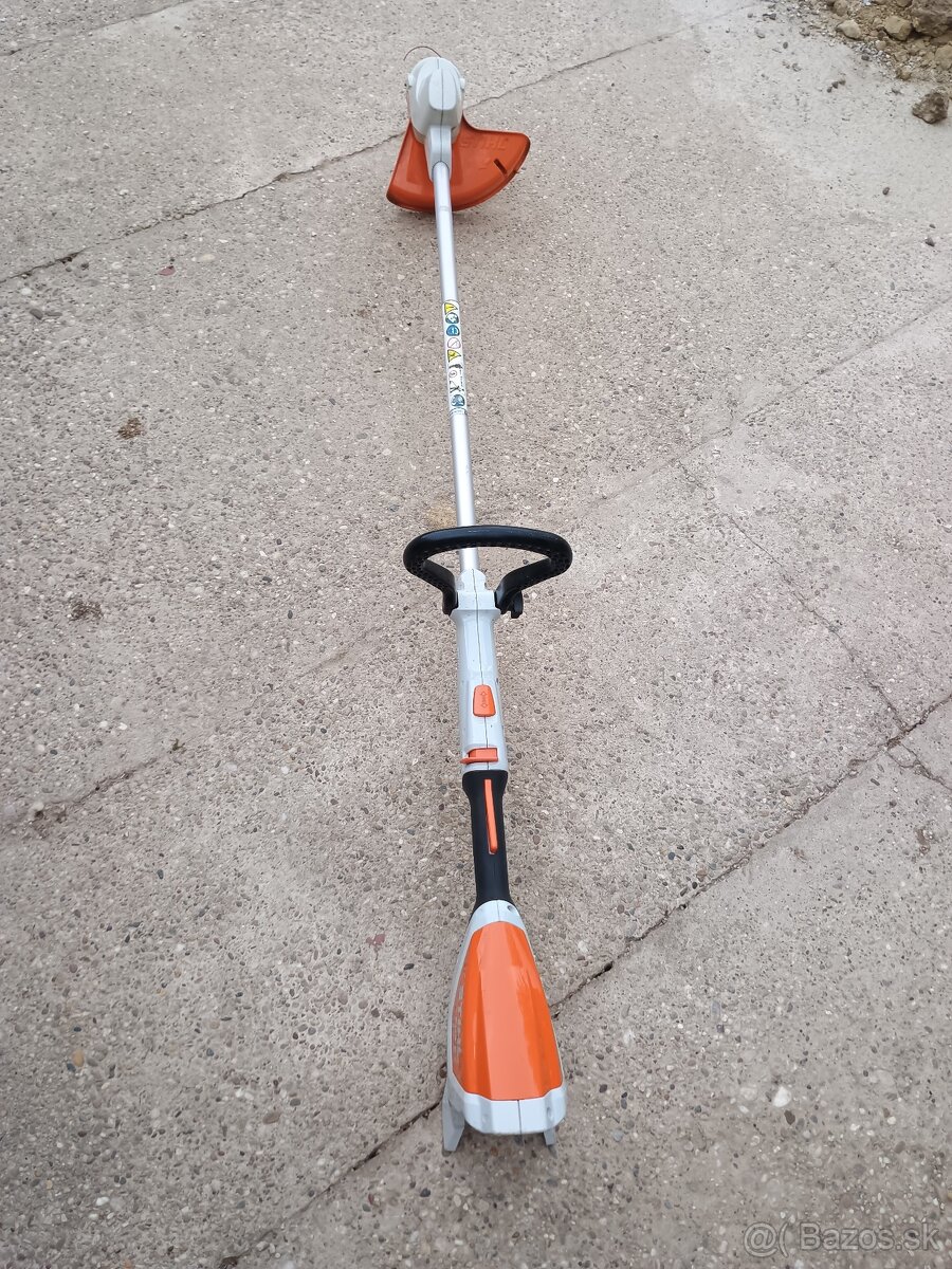 Akumulátorový vyžínač STIHL FSA 57 +2X AKUMULATOR A NABIJAČK