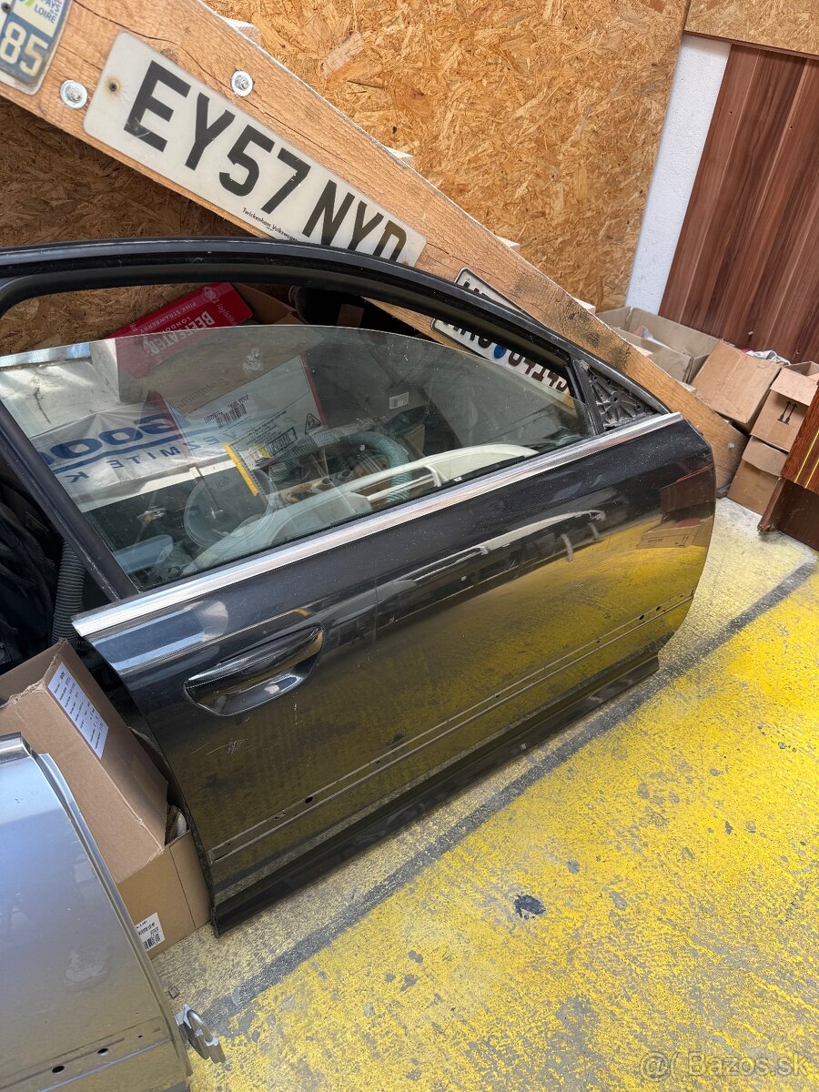 Dvere Audi a8 d3