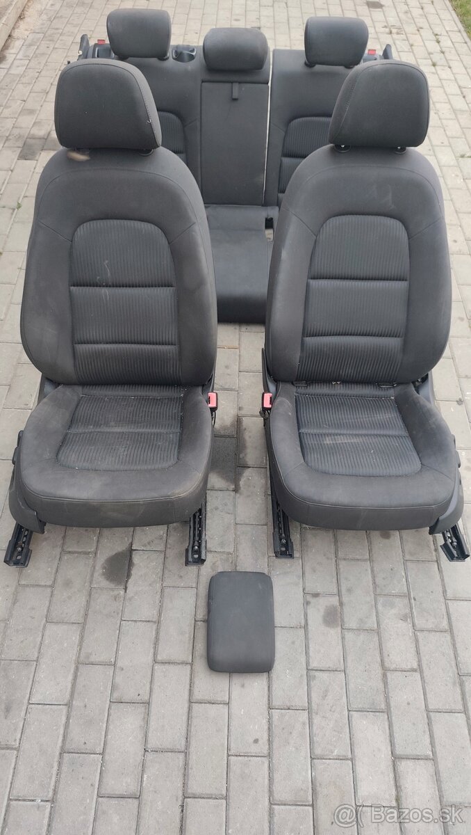 Sedacky Audi A4 B8