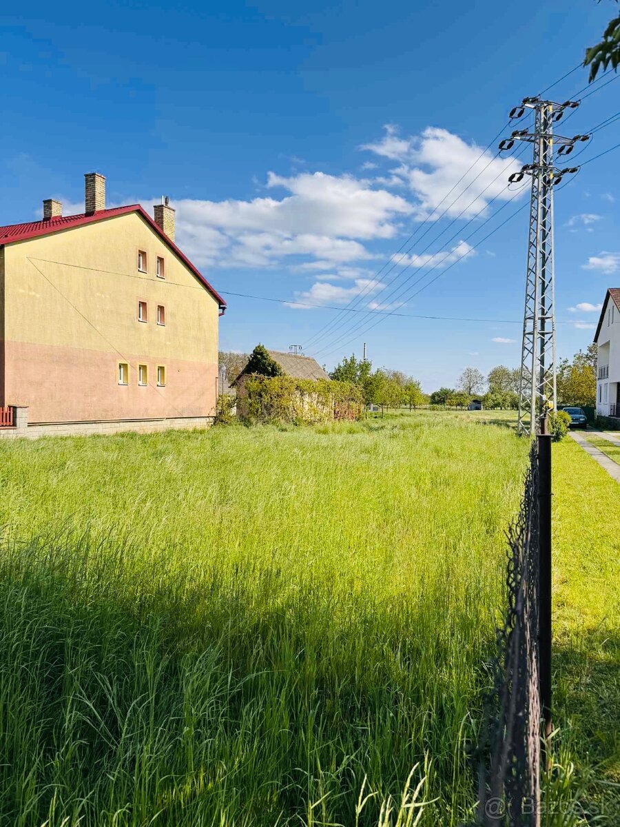 LUKRATÍVNY stavebný pozemok, 2 274m2, VT