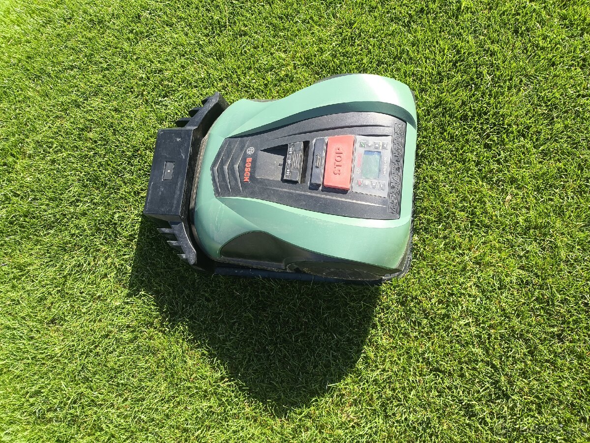 BOSCH INDEGO 400 + GARAZ - 200€