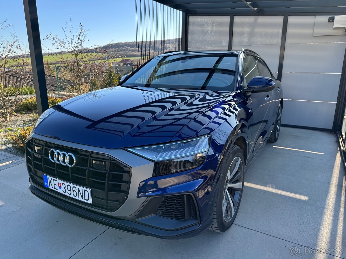 Audi Q8 full vybava..