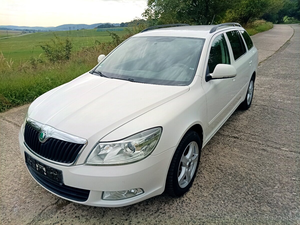 ŠKODA OCTAVIA COMBI II 2.0 TDI CR XENON NAVI MODEL 2011