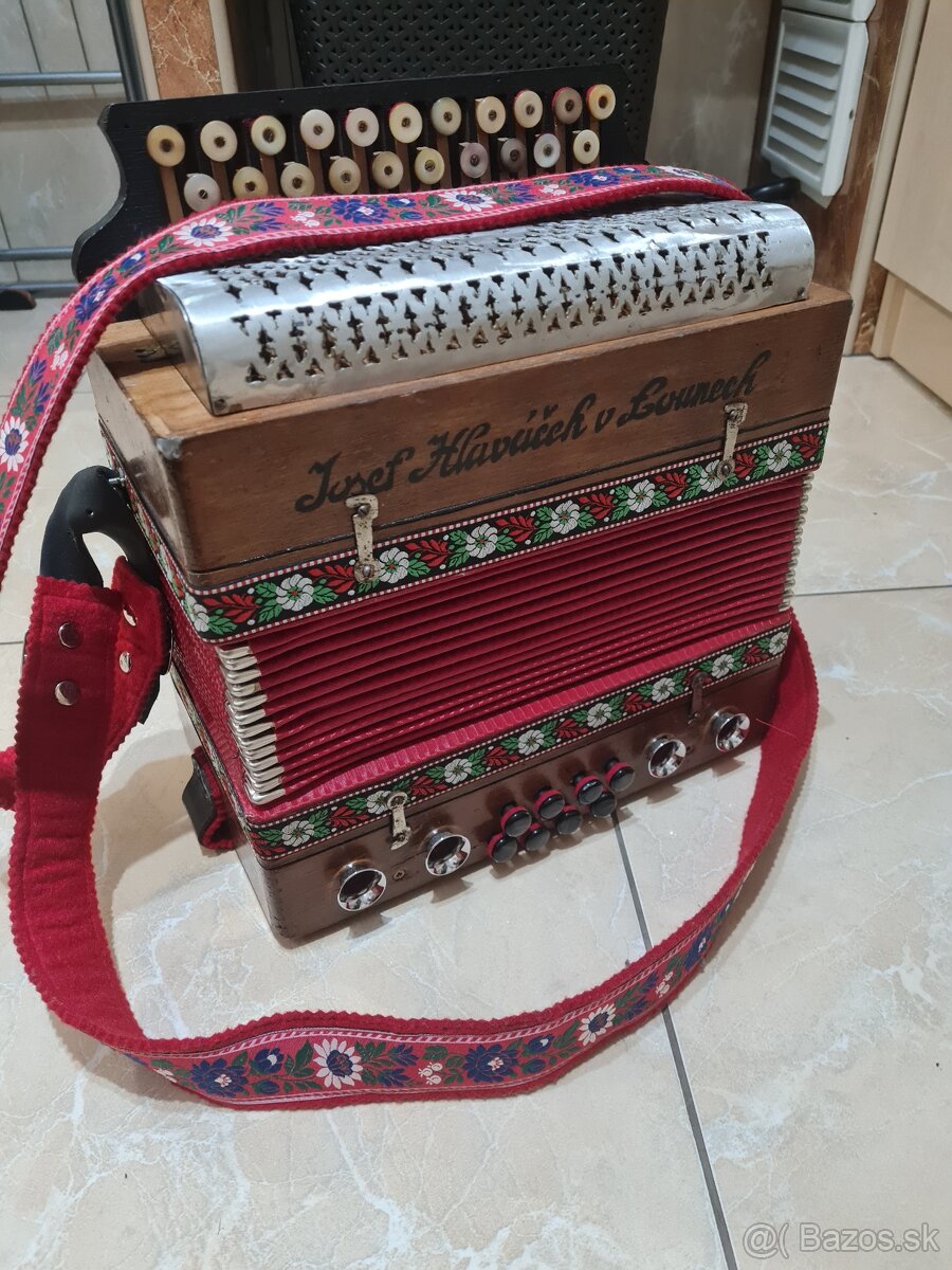Heligonka CF