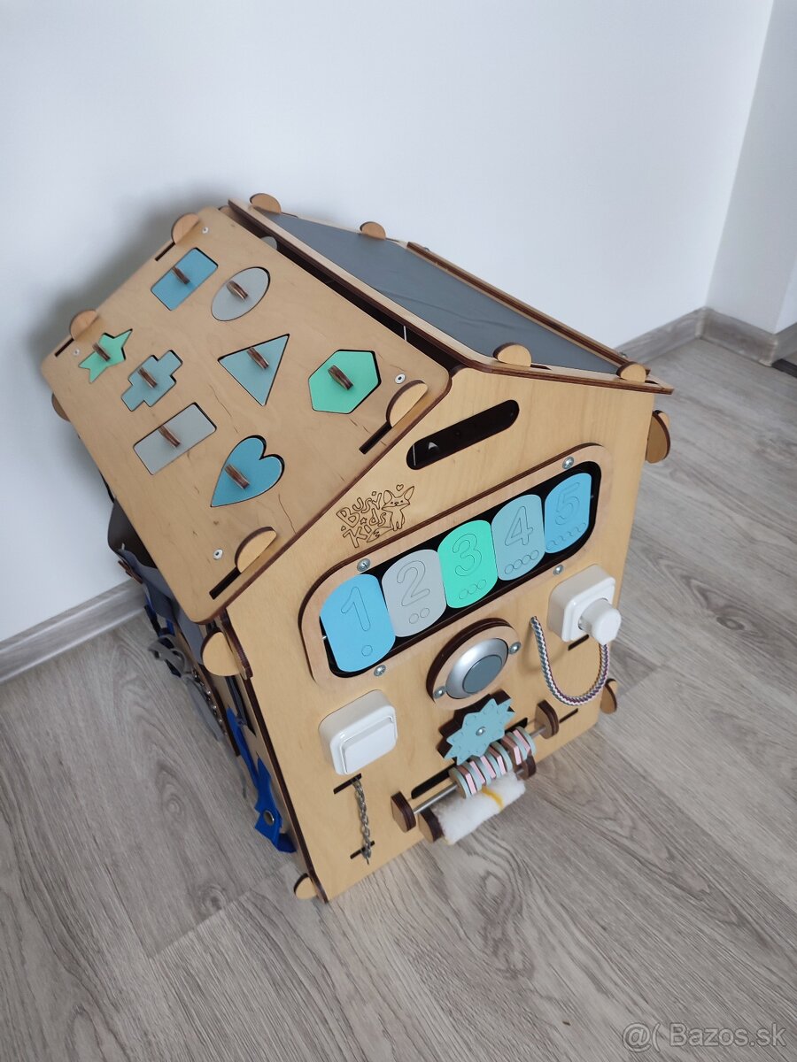 Activity board domcek Elis design